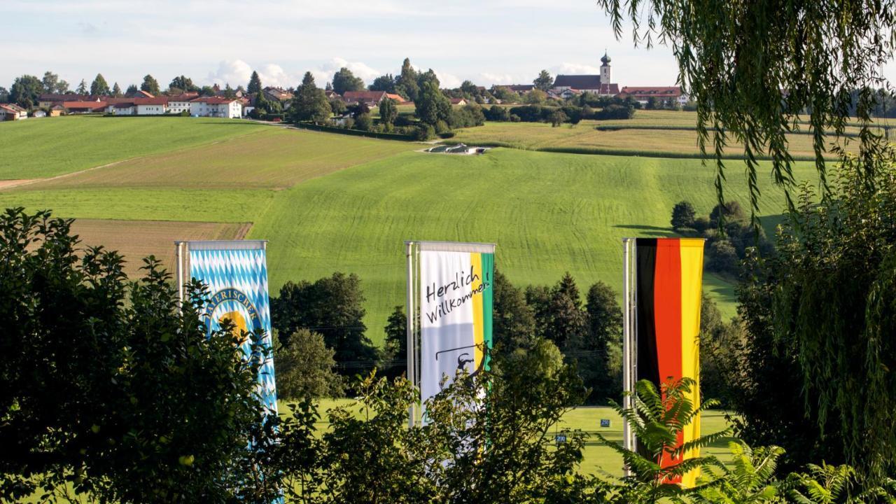 Golf- Und Landhotel Anetseder Thyrnau Exterior photo